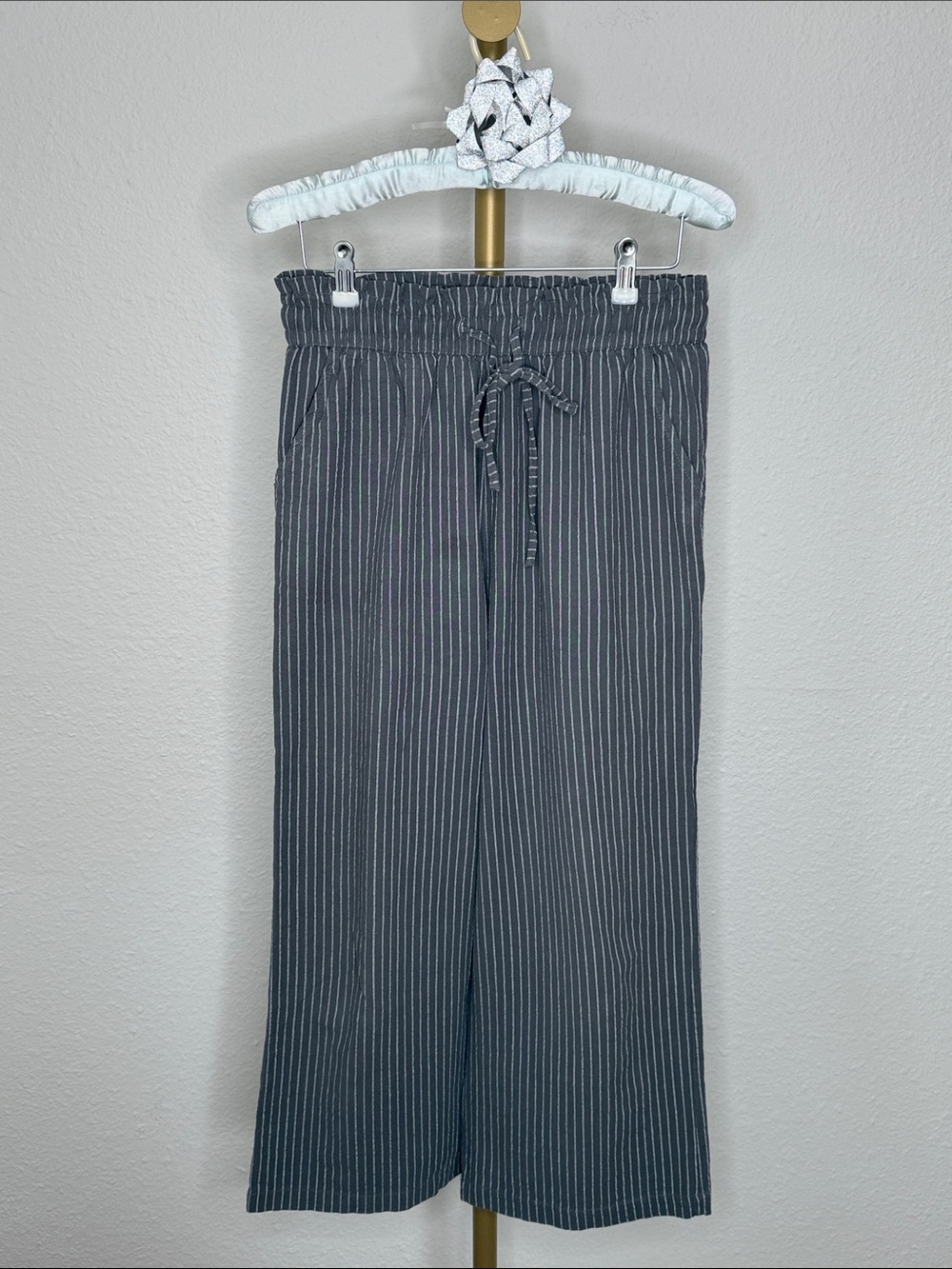 Linen Capri Pants Charcoal White Pinstripe Wide Leg High Waist Drawstring Sz S